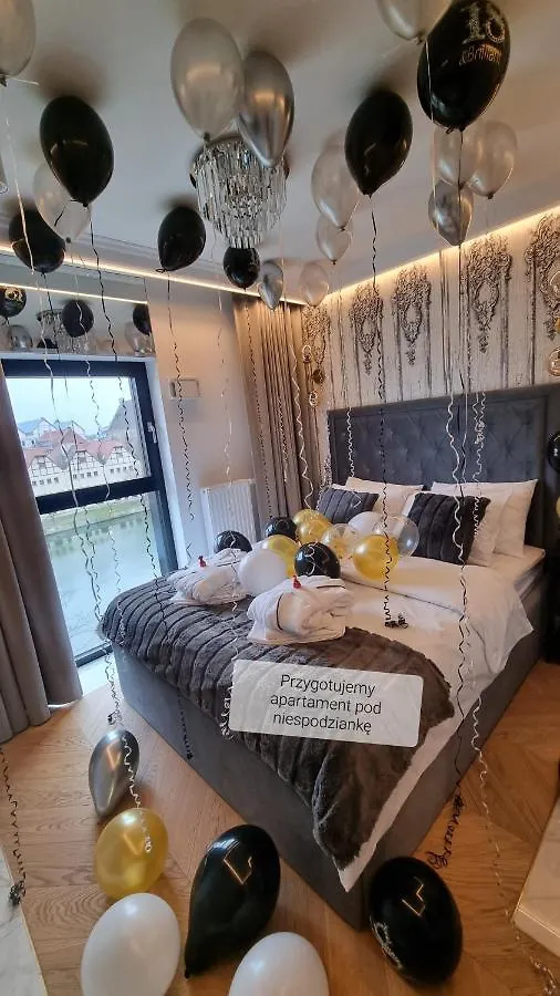 גדנסק Riverview Apartment With Sauna - Old Town - Blue פולין